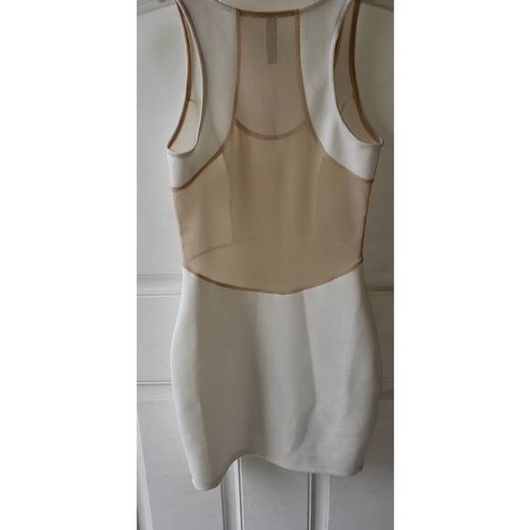 White Bodycon dress with illusion back - Picture 3 of 4